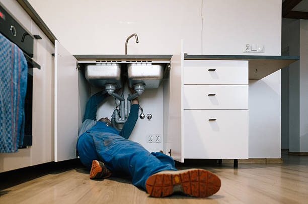 Professional Drain Cleaning technician working in Winterthur, DE